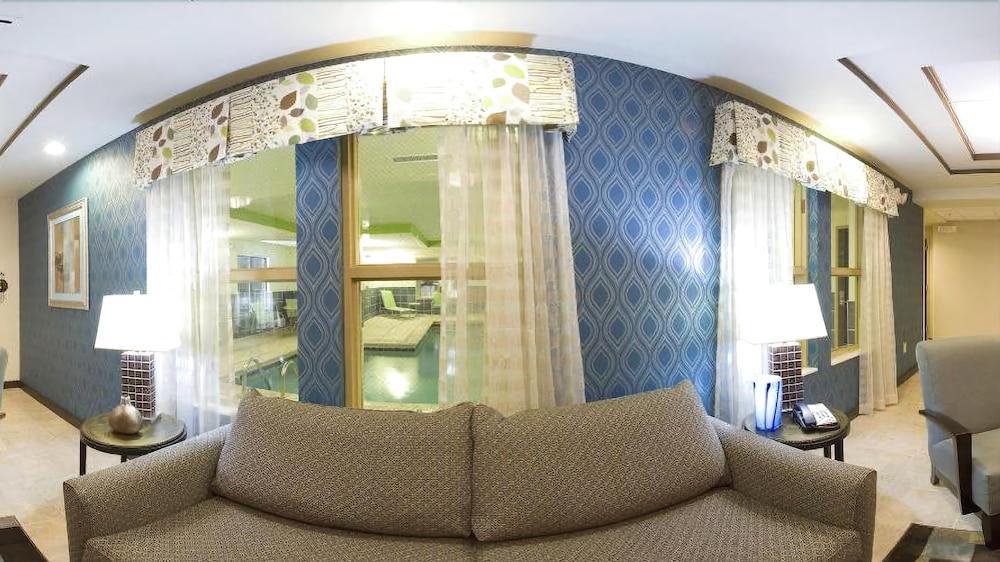 Holiday Inn Express Hotel & Suites Newport South By Ihg מראה חיצוני תמונה