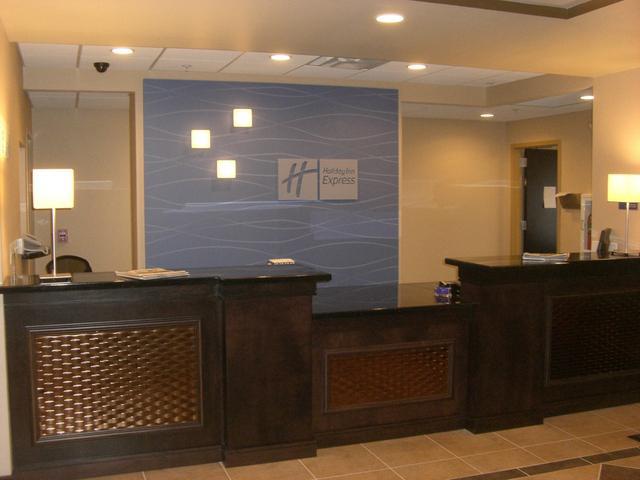 Holiday Inn Express Hotel & Suites Newport South By Ihg מראה חיצוני תמונה