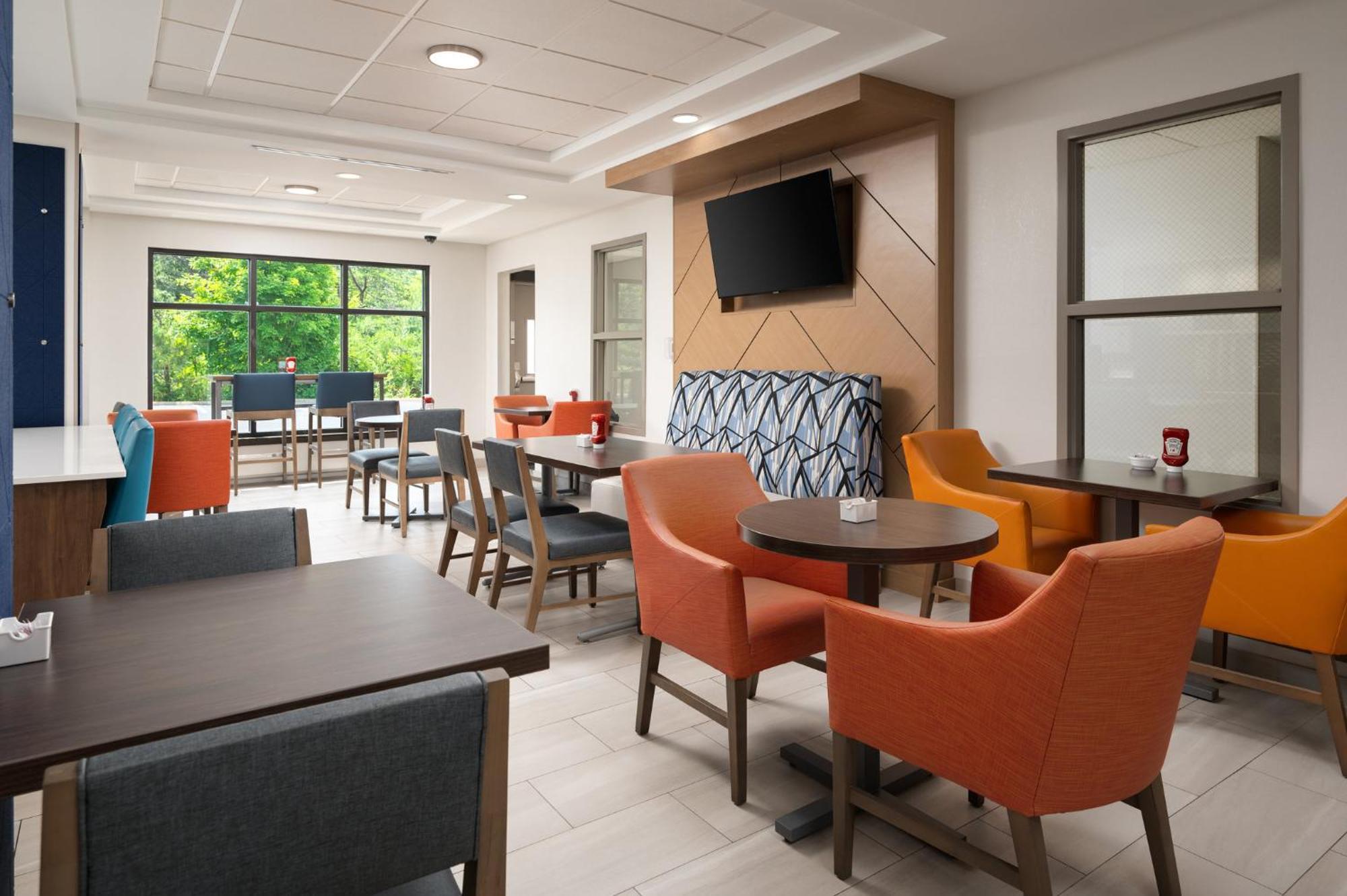 Holiday Inn Express Hotel & Suites Newport South By Ihg מראה חיצוני תמונה