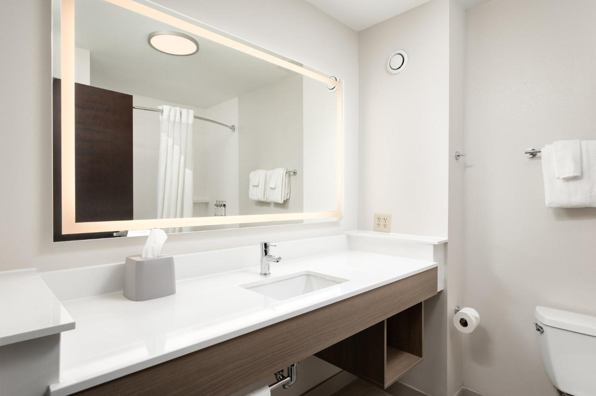 Holiday Inn Express Hotel & Suites Newport South By Ihg מראה חיצוני תמונה